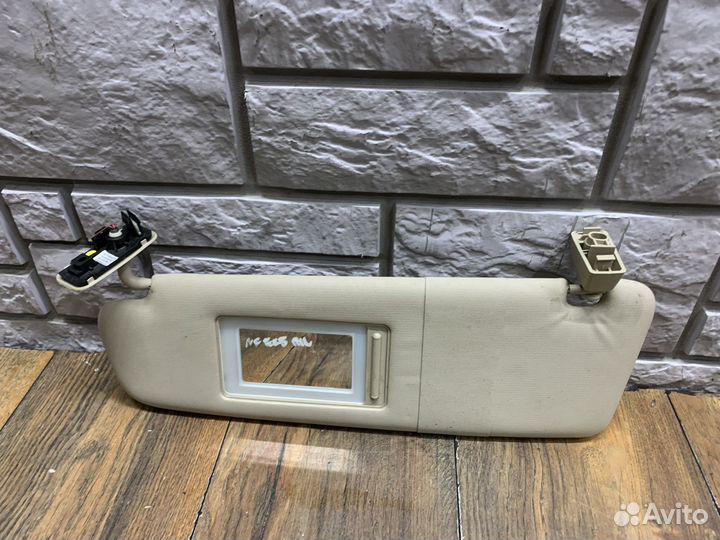 VW Touareg NF Козырек солнцезащитный LH RH