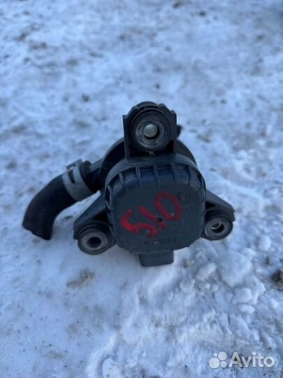 Помпа Toyota Prius ZVW30 2ZR-FXE 2012