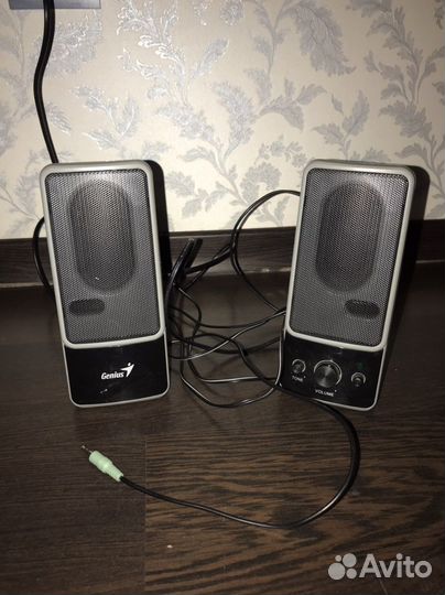 Колонки компьютерные Genius SP-M200