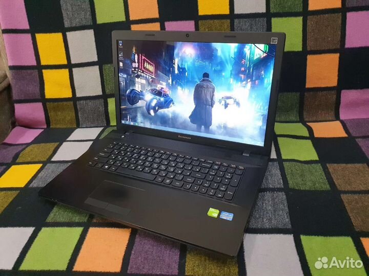 Ноутбук Lenovo G700 проц i5 озу 8Гб