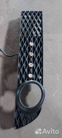 Решётка переднего бампера на Nissan fuga