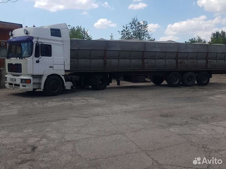 MAN 19.414 с полуприцепом, 2000