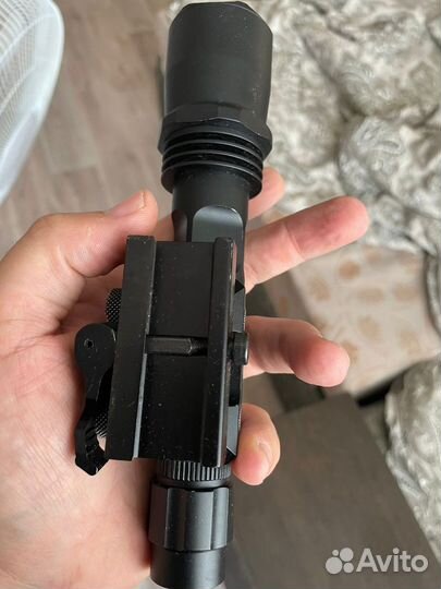 Фонарь подствольный