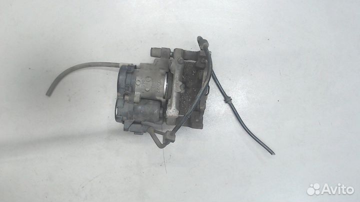 Суппорт Mercedes C W205 2018, 2019