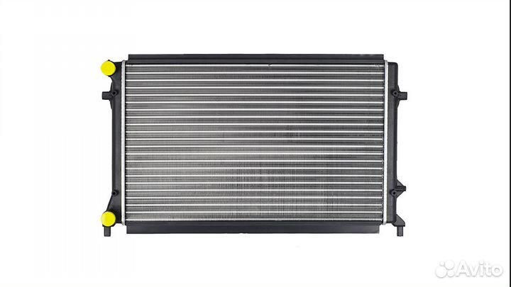 Радиатор охлаждения Seat Leon 2