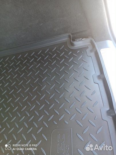 Коврик в багажник Mercedes-Benz M (2005-2011)