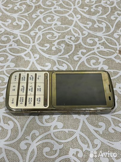 Телефон Nokia C3-01 Gold edition