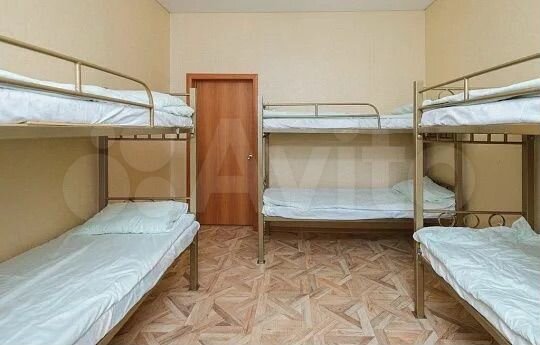 Гостиница, 180 м²
