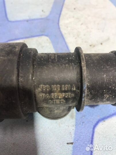 Трубка системы охлаждения 3B0122291J