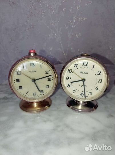 Часы-будильник механические 