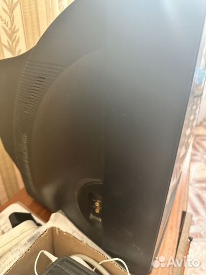 Телевизор samsung