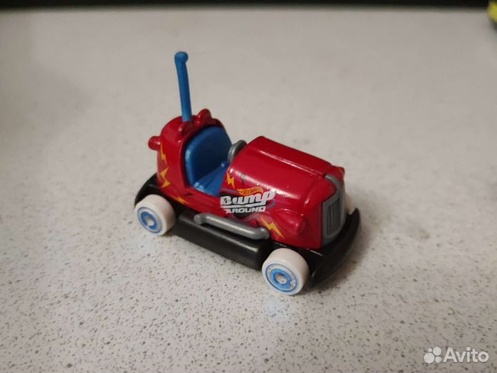 Hot wheels машинки