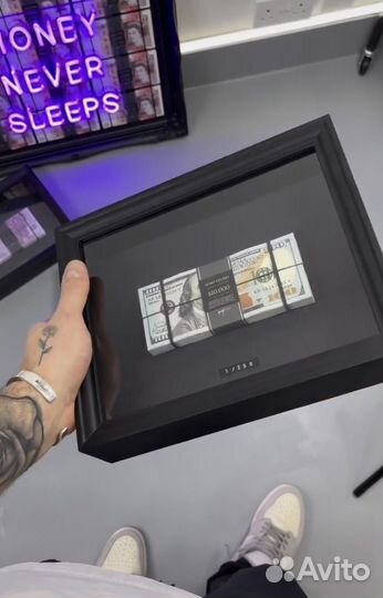 Картина с деньгам подарок