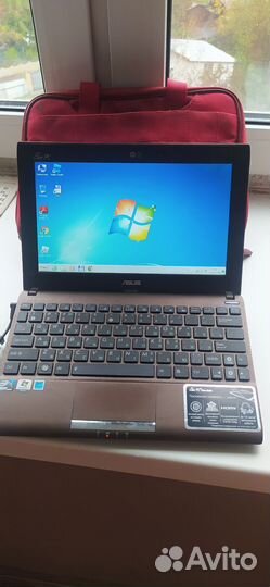 Нетбук asus eee pc 1015