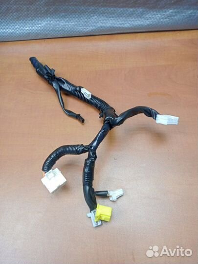 Проводка (коса) на руль Nissan Note E11 CR14DE