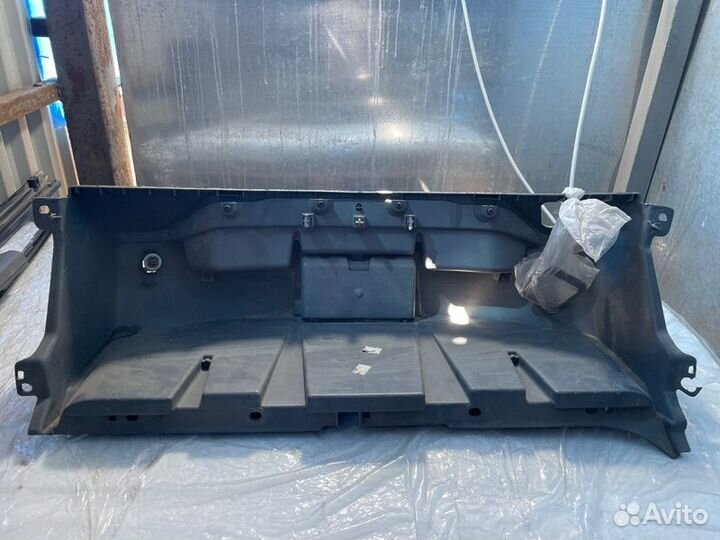 Накладка торпедо Mercedes-Benz