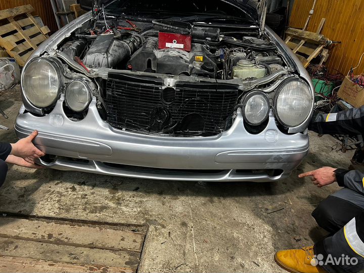 Передний бампер AMG мерсдес w210 рестайлинг