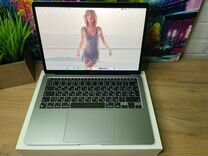 Macbook air 13 2020 m1 8-256gb