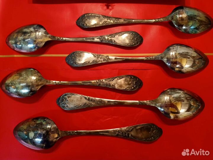 Полдюжины столовых мельхиоровых ложек 60-е г СССР