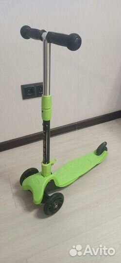 Самокат детский трехколесный