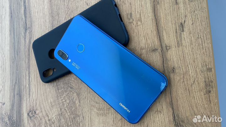 HUAWEI P20 Lite, 4/64 ГБ