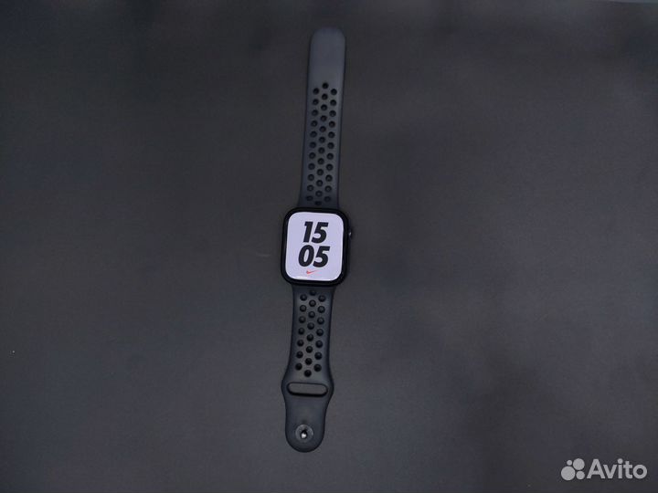 Apple Watch Series 7 45mm Nike Edition