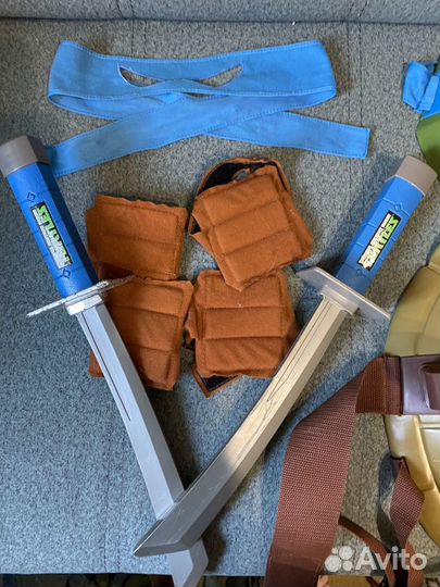 Продам игрушки черепашки ниндзя