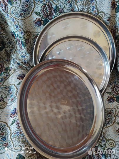 Подносы металлические