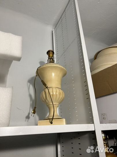 Светильник фарфоровый