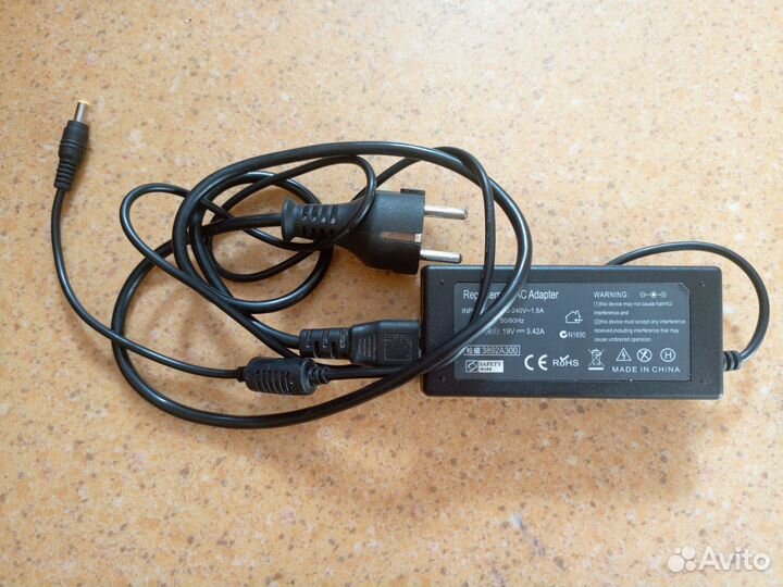 Зарядное устройство (Блок питания) для ноутбука