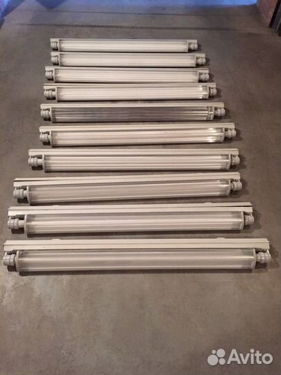 Светильник (лампа) настенный (потолочный) поворотн