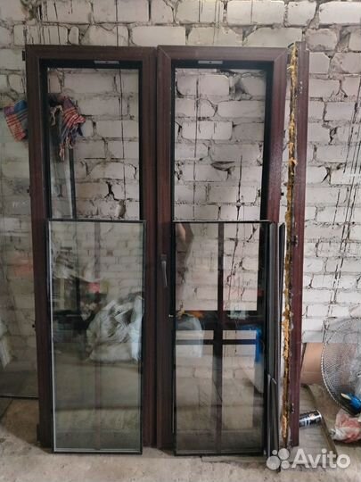 Дверь двухстворчатая