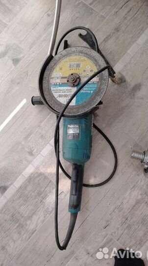 Ушм болгарка makita 230 9020s