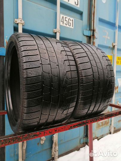 Pirelli Winter Sottozero II 295/30 R19