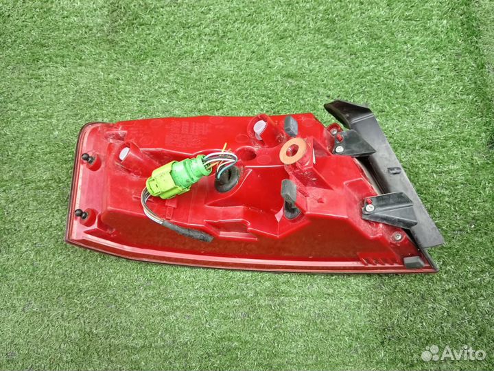 Фонарь задний правый VAG Audi A5 8T