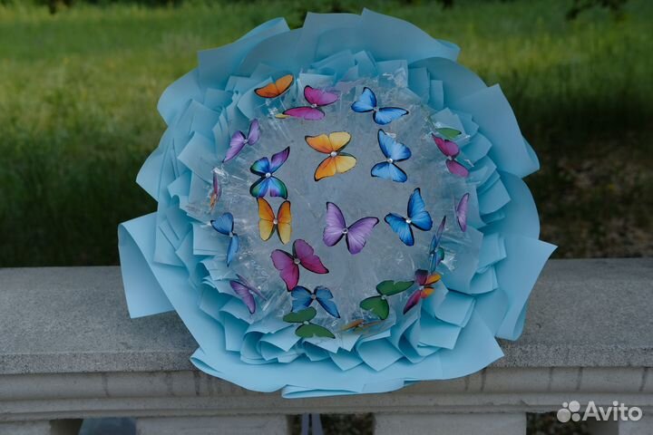 Букет из бабочек-светится