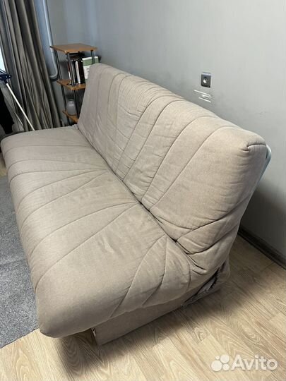 Диван прямой раскладной книжка