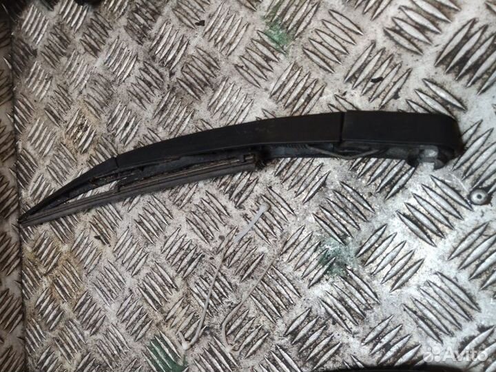 Поводок заднего стеклоочистителя Opel Corsa D