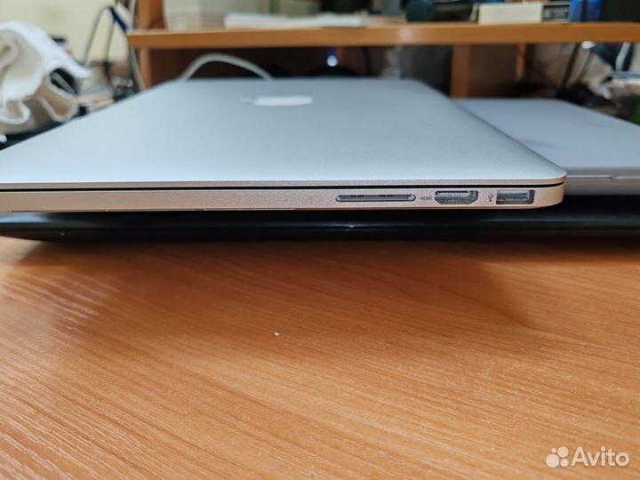 Apple MacBook pro 13 2014 4 gb 128 ssd