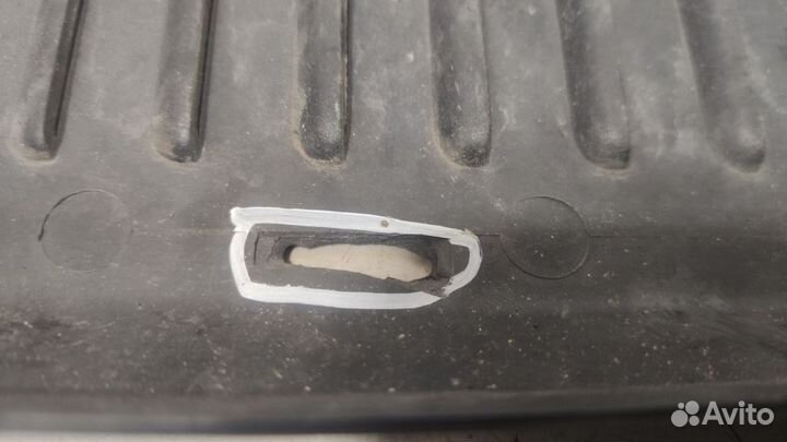 Крышка блока предохранителей Mercedes W201 C