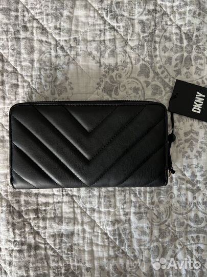 Шикарный кошелек dkny