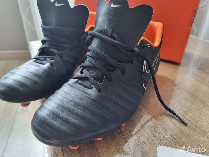 Футбольные бутсы nike tiempo legend 7 club fg