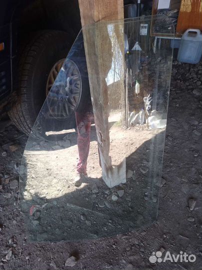 Стекло на Додж караван 3 переднее правое