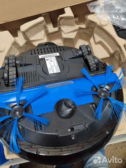 Робот пылесос