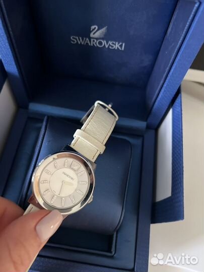 Часы оригинал Swarovski