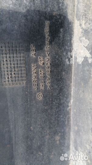 Бампер задний хетчбек Ф. Гольф 3 оригинал