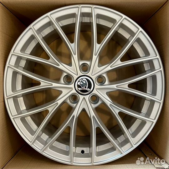 Диски на Volkswagen / Skoda r18 Новые