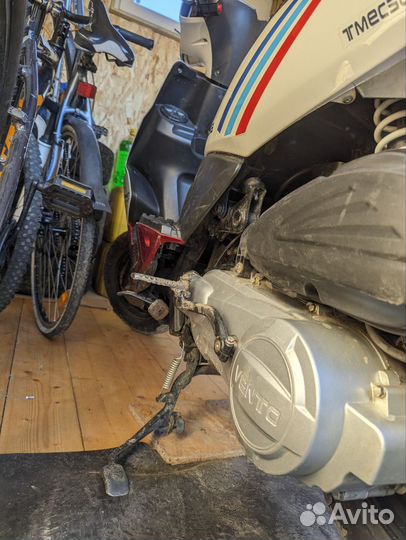 Скутер Vento Corsa 150