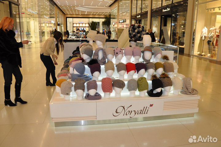 Торговый остров с шапками, витрина для шапок, остр