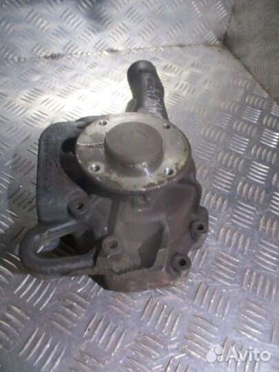 Помпа Mercedes-Benz A9042011001